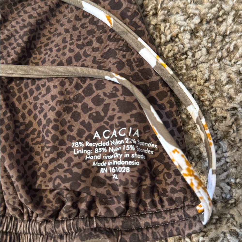 Acacia Hilo set - Picture 4 of 5